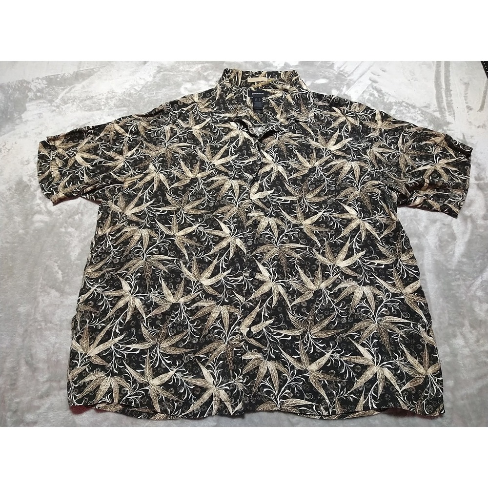 Claiborne Shirt Men XL Black‎ Floral Tropical Island Short Sleeve Button Up